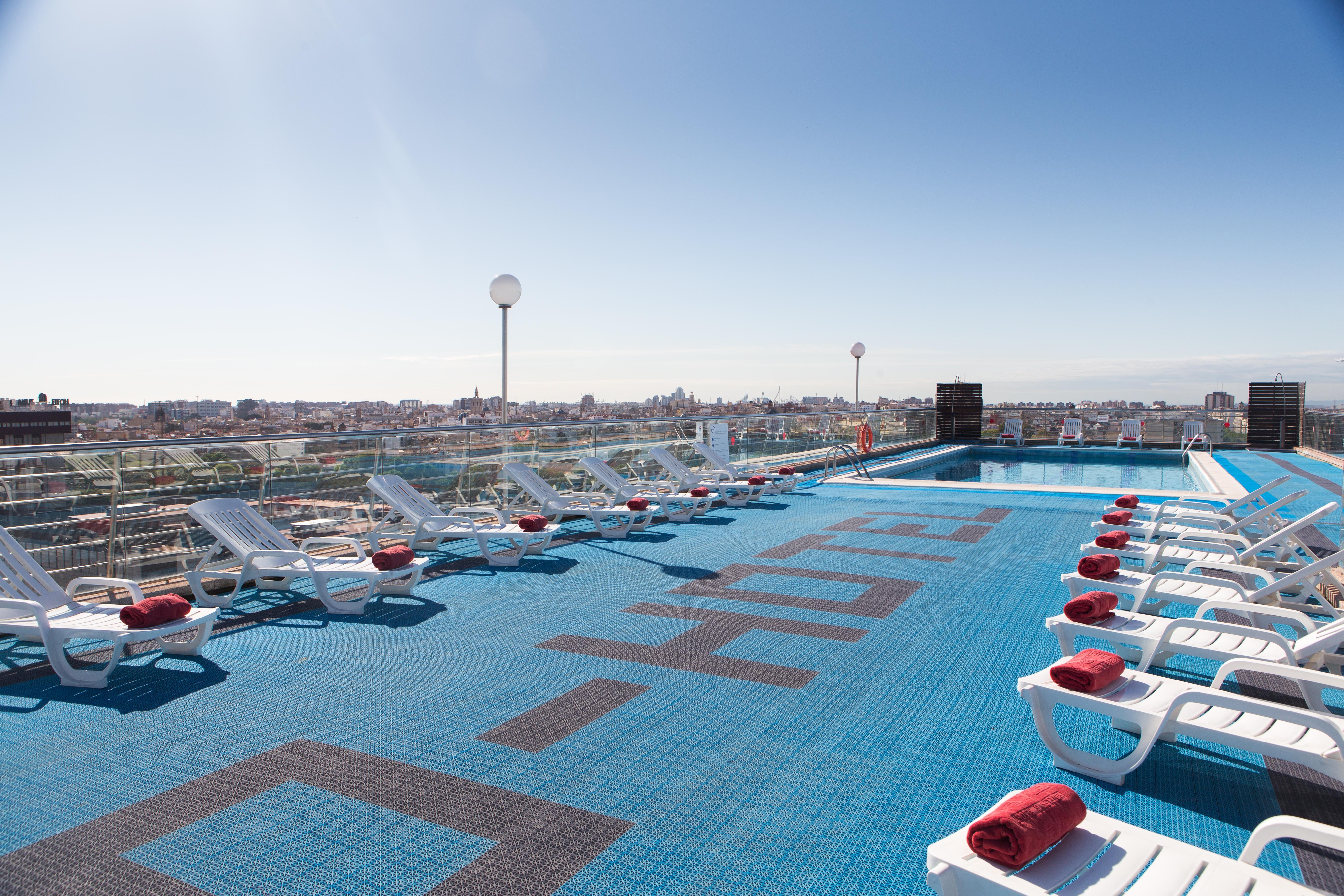 Novotel Valencia Lavant Exterior photo