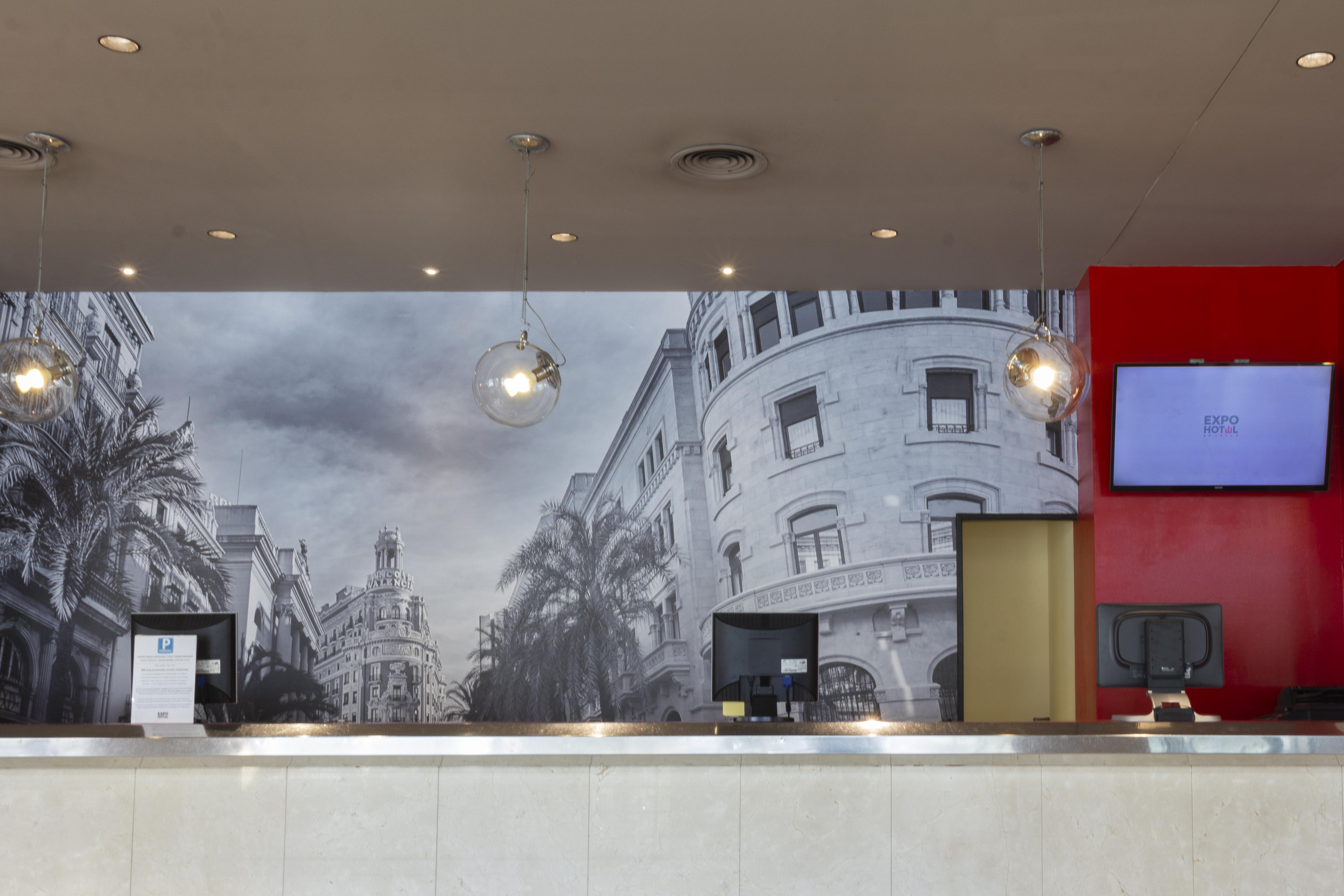 Novotel Valencia Lavant Exterior photo