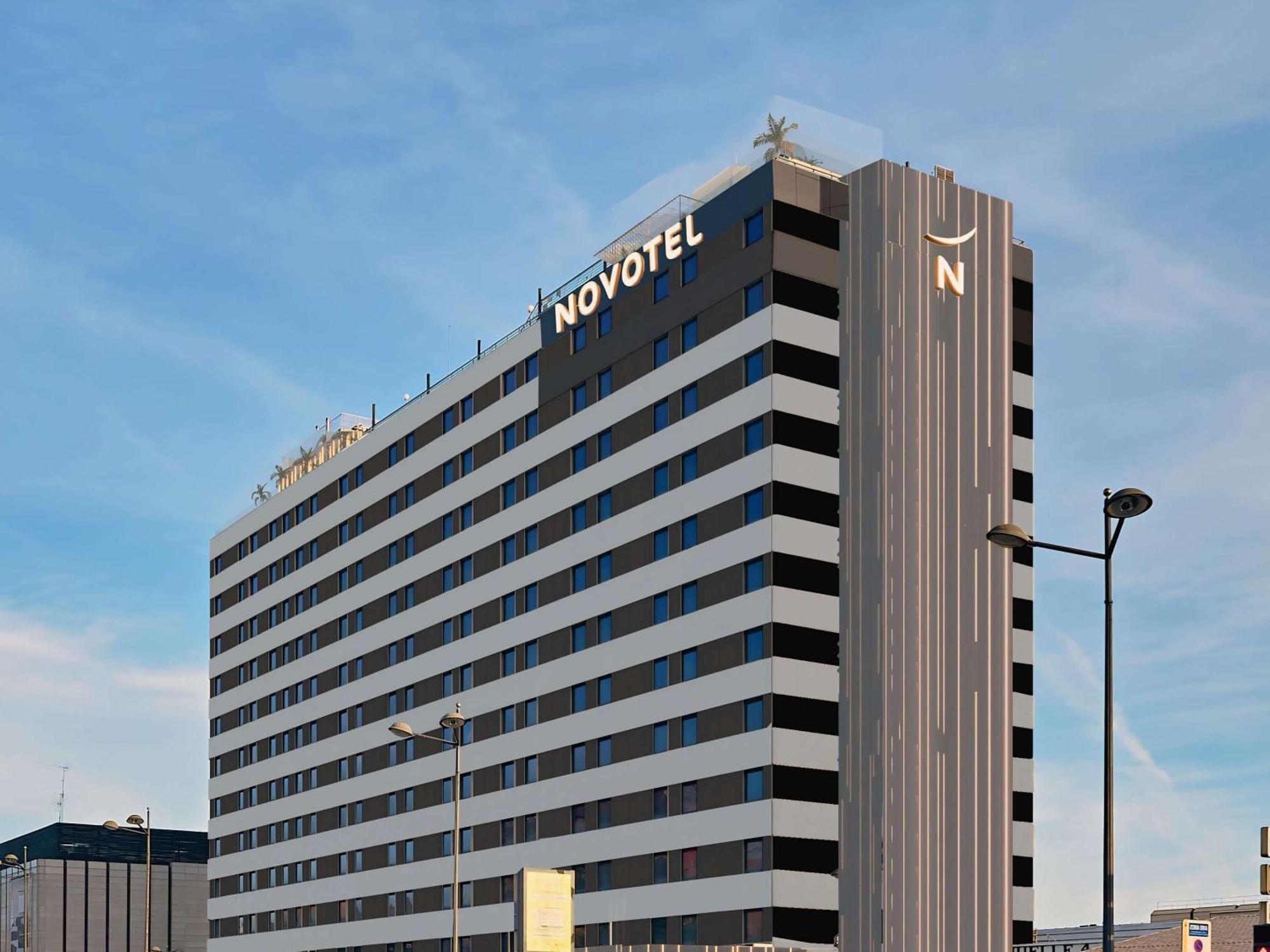 Novotel Valencia Lavant Exterior photo