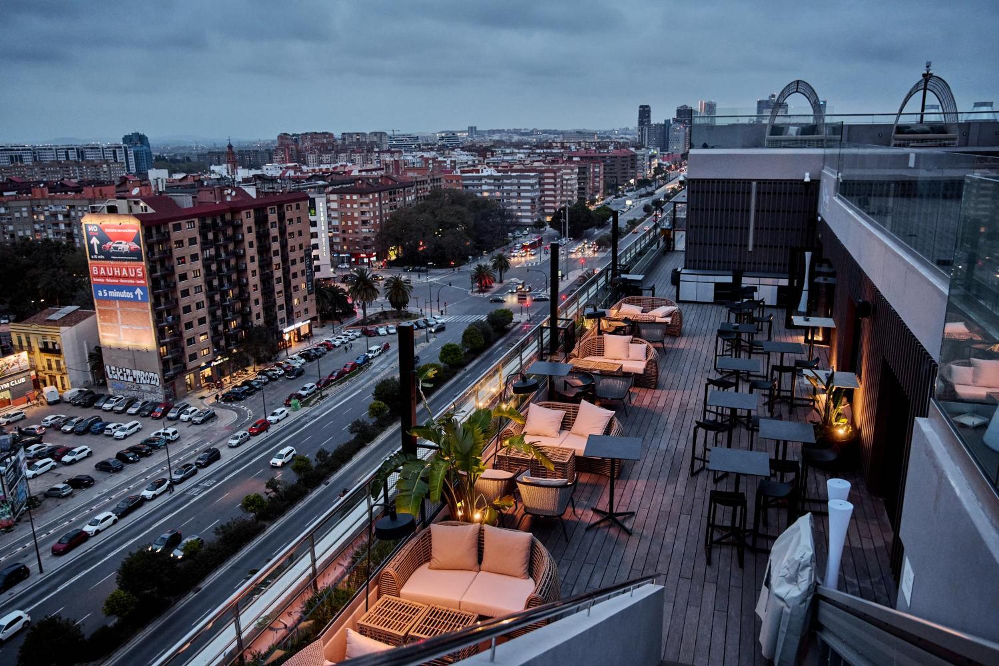 Novotel Valencia Lavant Exterior photo